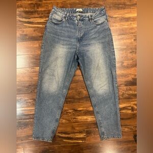 H&M Classic Blue Boyfriend Jeans